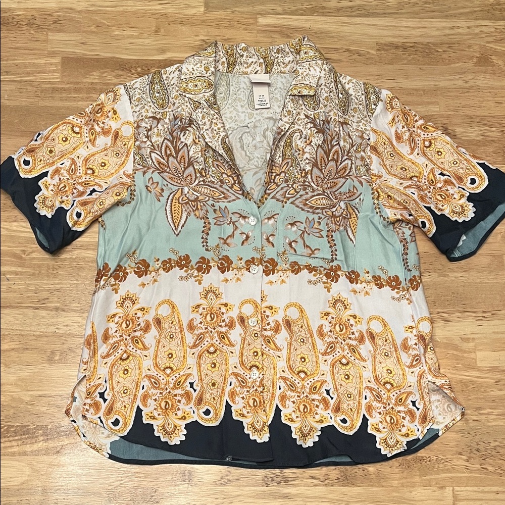 H&M Multicolor Paisley Button Down Shirt